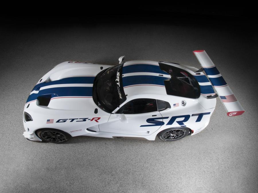  SRT Viper GT3-R by Riley Technologies 2013 года  (фото 3 из 4)